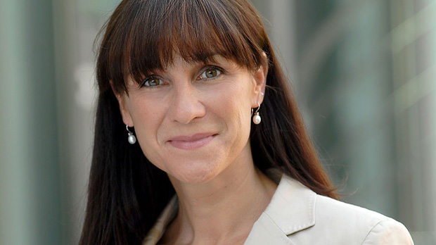 Dr. Martina Boehm Dr. Martina Boehm
