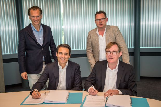 (Von links nach rechts) Elliot Simon, CEO der Van-Hessen-Gruppe, Maarten Tromp, Managing Director von Van Hessen Europe, Walter De Winter, COO von De Winter Natuurdarmen und André De Winter, CEO von De Winter Natuurdarmen. (Von links nach rechts) Elliot Simon, CEO der Van-Hessen-Gruppe, Maarten Tromp, Managing Director von Van Hessen Europe, Walter De Winter, COO von De Winter Natuurdarmen und André De Winter, CEO von De Winter Natuurdarmen.