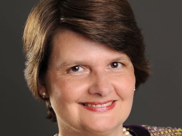 Parlamentarische Staatssekretärin im Bundesministerium für Ernährung Landwirtschaft: Dr. Maria Flachsbarth. Parlamentarische Staatssekretärin im Bundesministerium für Ernährung Landwirtschaft: Dr. Maria Flachsbarth.