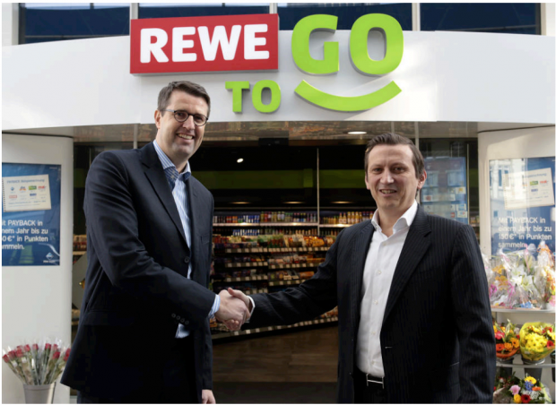 Planen jährlich 225 Umstellungen (von links): Aral-Vorstandsvorsitzender Patrick Wendeler und Rewe-Vorstand Lionel Souque. Planen jährlich 225 Umstellungen (von links): Aral-Vorstandsvorsitzender Patrick Wendeler und Rewe-Vorstand Lionel Souque.