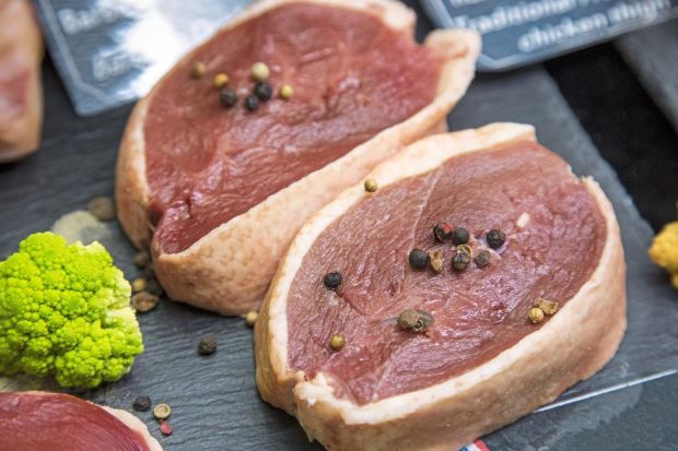 Mit über 900 Anbietern aus 50 Ländern erreicht die Anuga Meat als eine der zehn Fachmessen ein neues Rekordergebnis. Mit über 900 Anbietern aus 50 Ländern erreicht die Anuga Meat als eine der zehn Fachmessen ein neues Rekordergebnis.