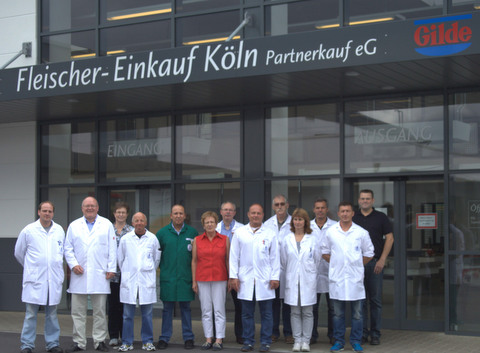 Das Team der Kölner Genossenschaft. Das Team der Kölner Genossenschaft.