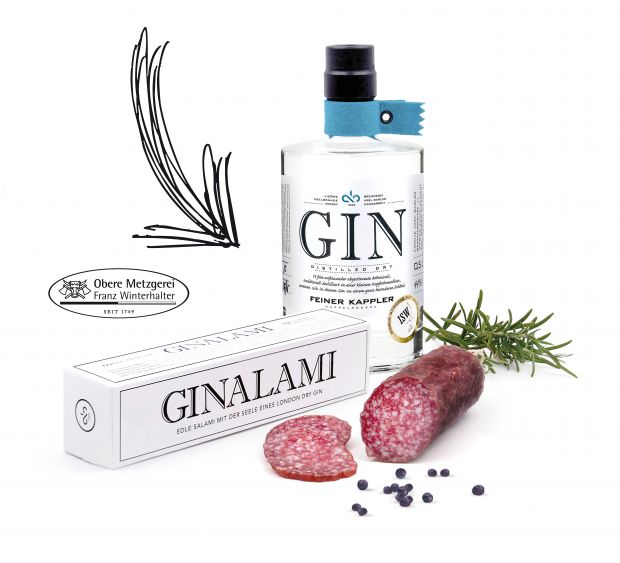 Seit April ist die „Ginalami“ marktreif. Sie ist nicht nur bei der Oberen Metzgerei Winterhalter, sondern auch online und im Fachhandel erhältlich. Vor allem im Feinkostbereich stößt die mit London Dry Gin verfeinerte Rohwurst auf Zuspruch.
Seit April ist die „Ginalami“ marktreif. Sie ist nicht nur bei der Oberen Metzgerei Winterhalter, sondern auch online und im Fachhandel erhältlich. Vor allem im Feinkostbereich stößt die mit London Dry Gin verfeinerte Rohwurst auf Zuspruch.