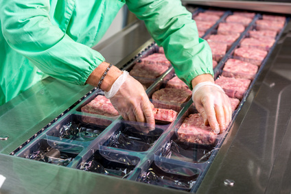 Verpacken von Fleisch. Verpacken von Fleisch.