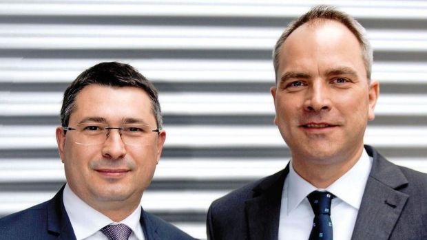 Frédérick Guet (links) und Robert Becht bilden seit April die Doppelspitze beim Wallufer Gewürzspezialist Van Hees. Frédérick Guet (links) und Robert Becht bilden seit April die Doppelspitze beim Wallufer Gewürzspezialist Van Hees.