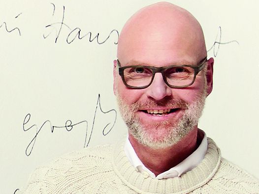 Thorsten Schäfer ist seit 2011 ist er Mitglied der Geschäftsleitung bei der Wurst- & Schinkenmanufaktur Bedford in Osnabrück und seit 2015 Geschäftsführer mit dem Schwerpunkt Vertrieb und Marketing. Thorsten Schäfer ist seit 2011 ist er Mitglied der Geschäftsleitung bei der Wurst- & Schinkenmanufaktur Bedford in Osnabrück und seit 2015 Geschäftsführer mit dem Schwerpunkt Vertrieb und Marketing.