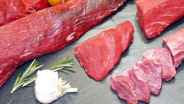 Neben den derzeit fokussierten Produkten aus dem vegetarischen und veganen Segment gehören Fleisch und Fleischwaren fest zum Ausstellungsprogramm. Neben den derzeit fokussierten Produkten aus dem vegetarischen und veganen Segment gehören Fleisch und Fleischwaren fest zum Ausstellungsprogramm.