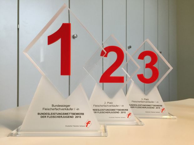 Um diese Trophäen wird beim Bundesleistungswettbewerb gekämpft. Um diese Trophäen wird beim Bundesleistungswettbewerb gekämpft.