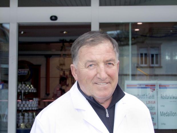 Heinz-Werner Süss ist Landesinnungsmeister in der Pfalz und seit 2011 Präsident des Deutschen Fleischer-Verbands. Die fünfjährige Amtszeit endet im Oktober. Heinz-Werner Süss ist Landesinnungsmeister in der Pfalz und seit 2011 Präsident des Deutschen Fleischer-Verbands. Die fünfjährige Amtszeit endet im Oktober.
