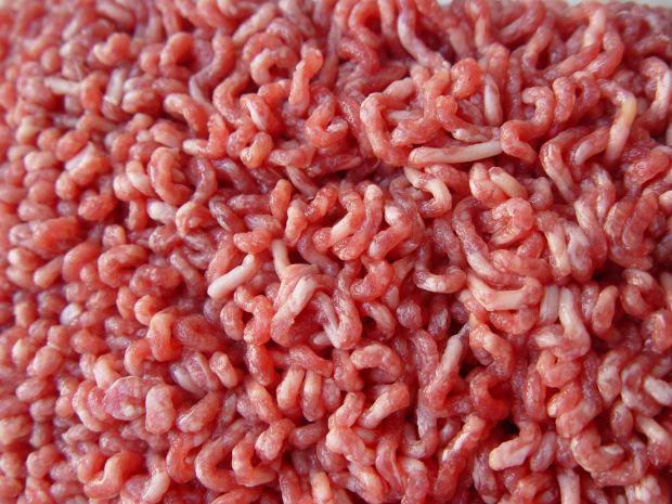 In der EU gibt es noch immer zu viel Schummeleien mit Fleisch, meint das BEUC. In der EU gibt es noch immer zu viel Schummeleien mit Fleisch, meint das BEUC.