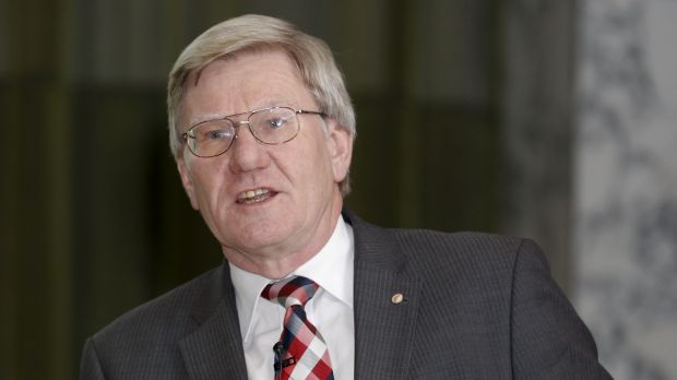 Dr. Helfried Giesen Dr. Helfried Giesen