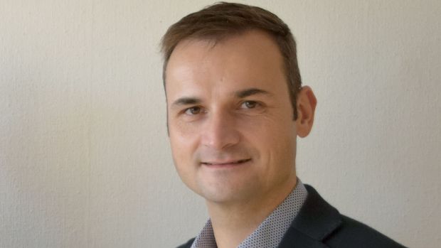 Christian Tschulik ist seit 1. Januar 2016 neu im Team des Fleischerdiensts Allgäu-Schwaben. Christian Tschulik ist seit 1. Januar 2016 neu im Team des Fleischerdiensts Allgäu-Schwaben.