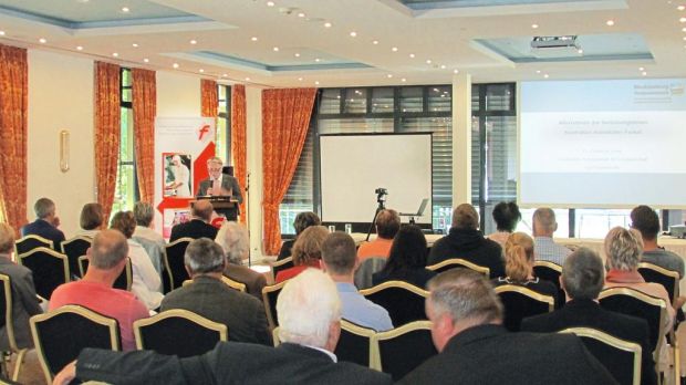 Diskutierten das Thema Ferkelkastration: Die Mitglieder des Verbands in Mecklenburg-Vorpommern. Diskutierten das Thema Ferkelkastration: Die Mitglieder des Verbands in Mecklenburg-Vorpommern.