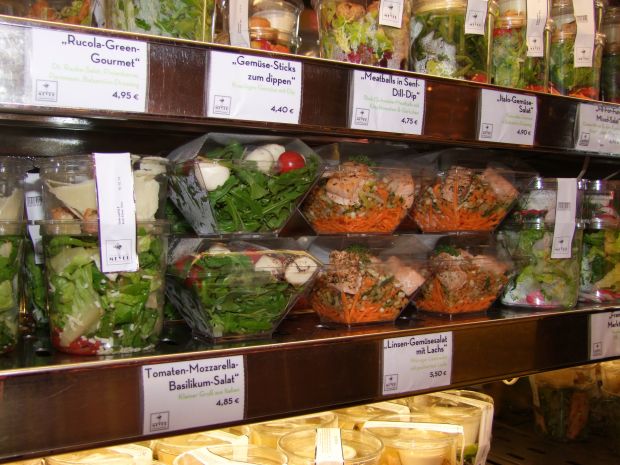 Fix und fertige Salate der Metzgerei Meyer in Frankfurter am Main. Fix und fertige Salate der Metzgerei Meyer in Frankfurter am Main.