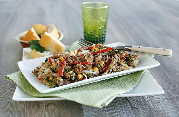 Der Pulled-Meat-Salat. Der Pulled-Meat-Salat.