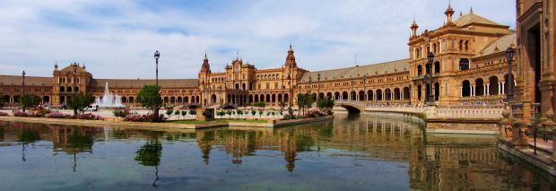 Plaza de España in Sevilla. Plaza de España in Sevilla.
