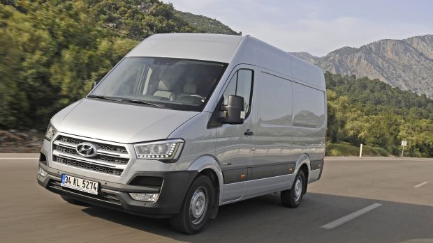 Schnelltransporter: Der Hyundai H350 von vorn. Schnelltransporter: Der Hyundai H350 von vorn.