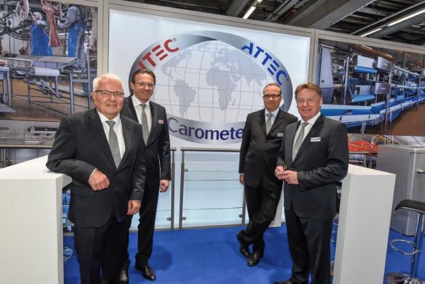 Traten auf der IFFA 2016 als Company Group zusammen an (von links): Hermann Vogt (Geschäftsführender Gesellschafter), Michael Steinsträter (Managing Director) von Itec, Henrik Andersen (CEO) von Carometec und Andreas Iskov Jensen (Managing Director) von Attec. Traten auf der IFFA 2016 als Company Group zusammen an (von links): Hermann Vogt (Geschäftsführender Gesellschafter), Michael Steinsträter (Managing Director) von Itec, Henrik Andersen (CEO) von Carometec und Andreas Iskov Jensen (Managing Director) von Attec.