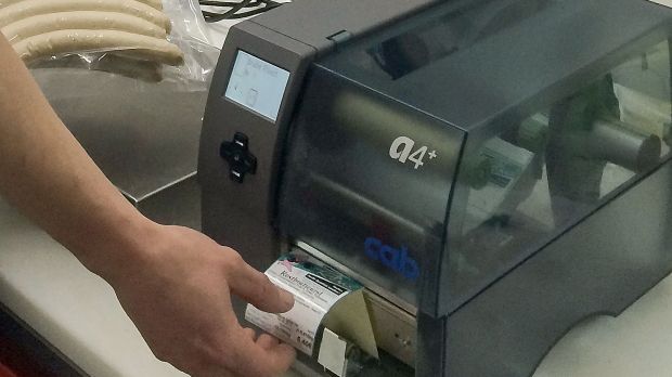 Auszeichnen leicht gemacht: Die Zutatenliste gemäß LMIV geniert die Software bei Röhrs vollautomatisch. Auszeichnen leicht gemacht: Die Zutatenliste gemäß LMIV geniert die Software bei Röhrs vollautomatisch.