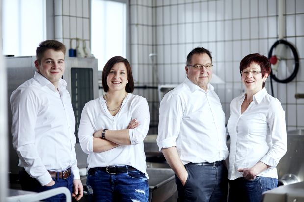 Familiensache (von links): Karsten und Katja mit ihren Eltern Reimund und Kornelia Schmidt. Familiensache (von links): Karsten und Katja mit ihren Eltern Reimund und Kornelia Schmidt.