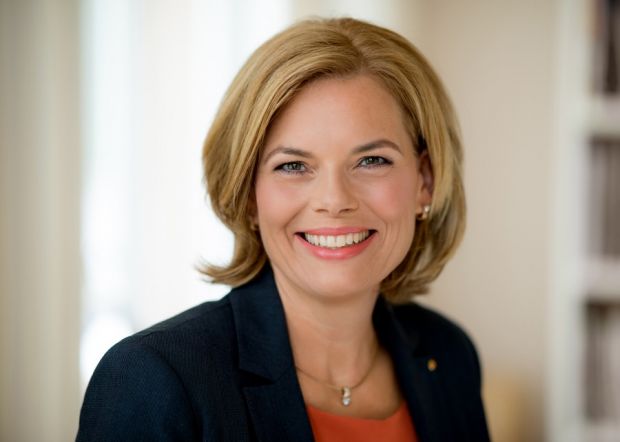 Julia Klöckner, Bundesmininisterin für Ernährung und Landwirtschaft im vierten Kabinett Merkel. Julia Klöckner, Bundesmininisterin für Ernährung und Landwirtschaft im vierten Kabinett Merkel.