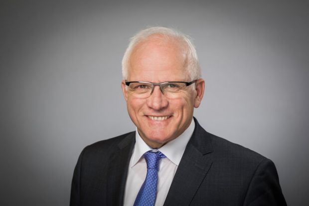 Peter Bleser ist seit 2011 Parlamentarischer Staatssekretär beim Bundesminister für Ernährung und Landwirtschaft. Peter Bleser ist seit 2011 Parlamentarischer Staatssekretär beim Bundesminister für Ernährung und Landwirtschaft.