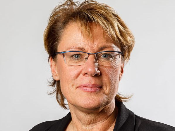 Landwirtschaftsministerin Barbara Otte-Kinast gab am 08. Juni in Nienburg den Startschuss für das „Zentrum Ernährung und Hauswirtschaft Niedersachsen“ Landwirtschaftsministerin Barbara Otte-Kinast gab am 08. Juni in Nienburg den Startschuss für das „Zentrum Ernährung und Hauswirtschaft Niedersachsen“