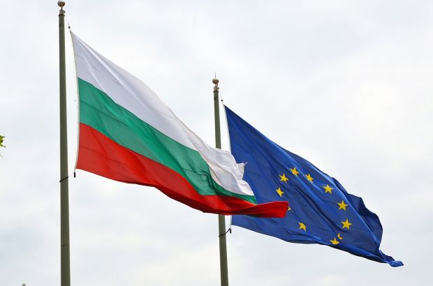 Der neue Branchenverband "Nahrungsmittel und Getränke Bulgarien" verbindet die elf größten Unternehmen im Land. Der neue Branchenverband "Nahrungsmittel und Getränke Bulgarien" verbindet die elf größten Unternehmen im Land.