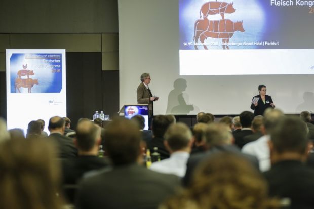Auf dem 12. Deutschen Fleisch Kongress in Frankfurt werfen Branchenexperten einen Blick auf die aktuellen Entwicklungen der Fleischbranche. Auf dem 12. Deutschen Fleisch Kongress in Frankfurt werfen Branchenexperten einen Blick auf die aktuellen Entwicklungen der Fleischbranche.
