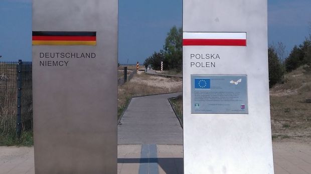 Die Veterinärverwaltungen sowie die nationalen Referenzlaboratorien Polens und Deutschlands sollen vernetzt werden. Die Veterinärverwaltungen sowie die nationalen Referenzlaboratorien Polens und Deutschlands sollen vernetzt werden.