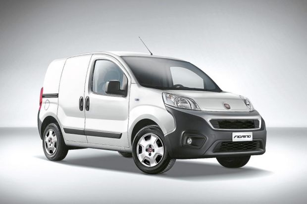 Die Frontpartie des Fiat Fiorino wurde teils neu gestaltet und mit Feinheiten aufgehübscht. Die Frontpartie des Fiat Fiorino wurde teils neu gestaltet und mit Feinheiten aufgehübscht.