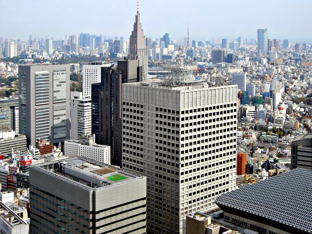 Blick vom Rathausturm in Tokio, der Hauptstadt Japans mit 9,421 Mio. Einwohnern. Blick vom Rathausturm in Tokio, der Hauptstadt Japans mit 9,421 Mio. Einwohnern.
