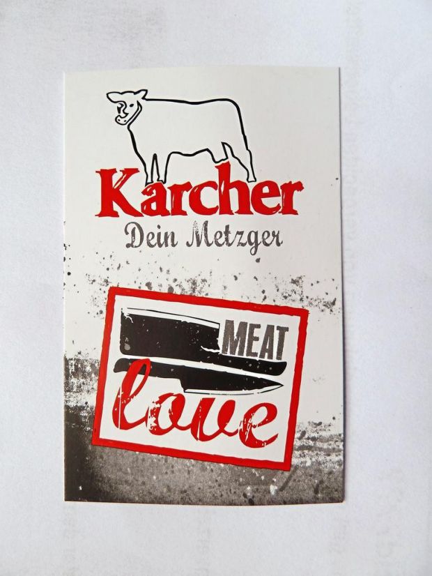 Vom T-Shirt bis zur Tüte: Diese Liebe zum Fleisch ist überall plakatiert. Vom T-Shirt bis zur Tüte: Diese Liebe zum Fleisch ist überall plakatiert.