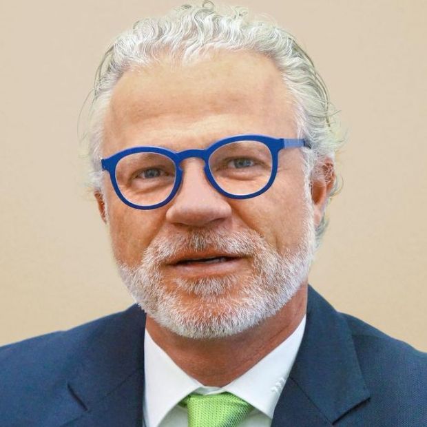 Robert Huber ist Geschäftsführer der Moguntia-Werke mit Stammsitz in Mainz und Produktionsstandort in Kirchbichl. Robert Huber ist Geschäftsführer der Moguntia-Werke mit Stammsitz in Mainz und Produktionsstandort in Kirchbichl.