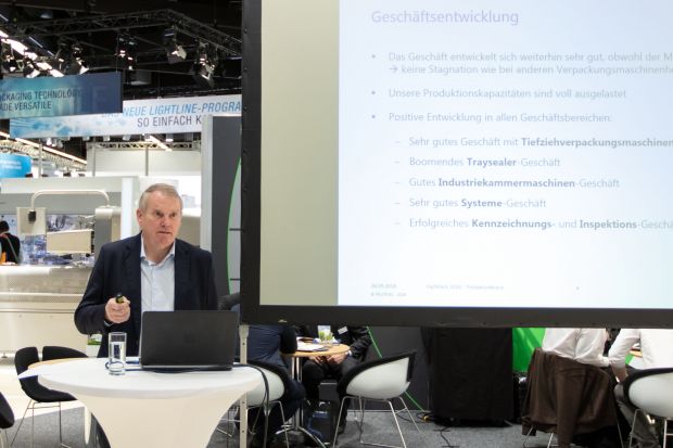 CEO Hans-Joachim Boekstegers informierte bei einem Pressefrühstück über aktuelle Entwicklungen bei der Multivac Sepp Haggenmüller SE & Co. KG. CEO Hans-Joachim Boekstegers informierte bei einem Pressefrühstück über aktuelle Entwicklungen bei der Multivac Sepp Haggenmüller SE & Co. KG.
