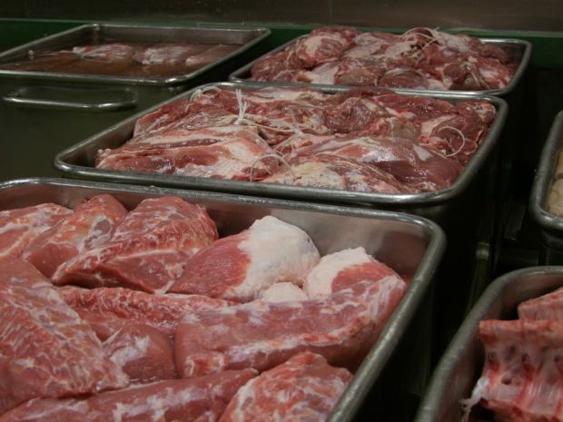 Der Fleischmarkt kommt nicht in Fahrt: Der Export stockt und die Nachfrage hierzulande enttäuscht. Der Fleischmarkt kommt nicht in Fahrt: Der Export stockt und die Nachfrage hierzulande enttäuscht.