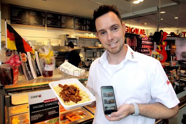 Für Daniel Quartier bringt die App zum Lebensmittelretten gleich mehrere Pluspunkte: Sie verbindet ökologische Aspekte wie Ressourcenschonung mit knallharten ökonomischen Vorteilen sowie positiven Marketingansätzen. Für Daniel Quartier bringt die App zum Lebensmittelretten gleich mehrere Pluspunkte: Sie verbindet ökologische Aspekte wie Ressourcenschonung mit knallharten ökonomischen Vorteilen sowie positiven Marketingansätzen.