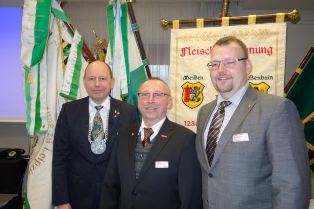 Gastgeber Thomas Hönnger (rechts), Landesinnungsmeister in Thüringen, mit den Kollegen Klaus-Dieter Kohlmann (Sachsen-Anhalt) und Thomas Keller (links,Sachsen). Gastgeber Thomas Hönnger (rechts), Landesinnungsmeister in Thüringen, mit den Kollegen Klaus-Dieter Kohlmann (Sachsen-Anhalt) und Thomas Keller (links,Sachsen).