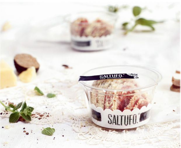 Die Trüffelkugel-Salami „Saltufo“ hat sich innerhalb von zehn Jahren zum heute umsatzstärksten Produkt bei Bedford entwickelt. Die Trüffelkugel-Salami „Saltufo“ hat sich innerhalb von zehn Jahren zum heute umsatzstärksten Produkt bei Bedford entwickelt.