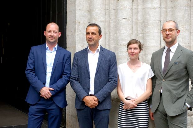 Diskutierten über die Zukunft des Fleischkonsums (von links): Joris Coenen (BMO), Prof. Dr. Jeroen Dewulf. (Uni Gent), Dr. Lic. Liesbet Pluym (Belpork) und Erik Lenaers (Weber Shandwick).
Diskutierten über die Zukunft des Fleischkonsums (von links): Joris Coenen (BMO), Prof. Dr. Jeroen Dewulf. (Uni Gent), Dr. Lic. Liesbet Pluym (Belpork) und Erik Lenaers (Weber Shandwick).