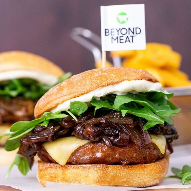 In den USA ist der Burger bereits seit längerem im Lebensmitteleinzelhandel verfügbar. In den USA ist der Burger bereits seit längerem im Lebensmitteleinzelhandel verfügbar.