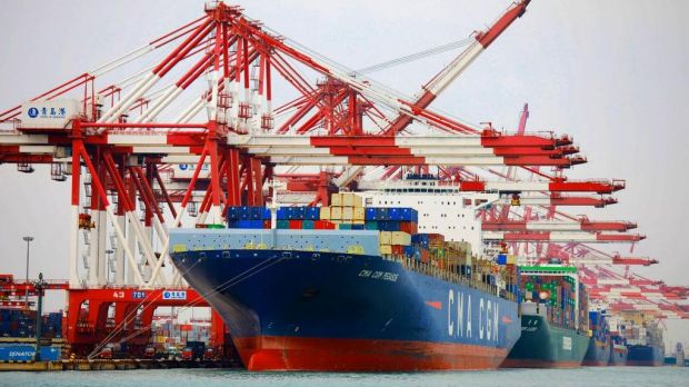Das Coronavirus beeeinträchtigte in den vergangenen Wochen den Containertransport nach China. Dennoch importierte die Volksrepublik große Mengen an Fleisch. Das Coronavirus beeeinträchtigte in den vergangenen Wochen den Containertransport nach China. Dennoch importierte die Volksrepublik große Mengen an Fleisch.