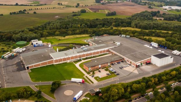 Nach der Schließung des einzigen industriellen Schlachthofs in Mecklenburg-Vorpommern in Teterow ist die Zahl der geschlachteten Schweine in dem Bundesland im September eingebrochen. Nach der Schließung des einzigen industriellen Schlachthofs in Mecklenburg-Vorpommern in Teterow ist die Zahl der geschlachteten Schweine in dem Bundesland im September eingebrochen.