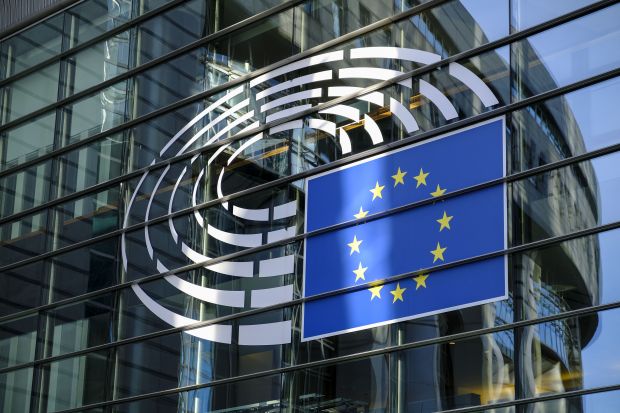 Logo des Europäischen Parlaments in Brüssel. Logo des Europäischen Parlaments in Brüssel.