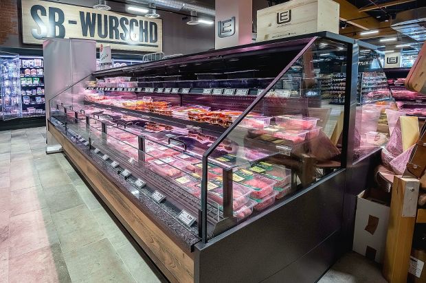 Erstmals können in einem SB-Kühlmöbel gemeinsam Produkte unterschiedlicher Temperaturanforderungen präsentiert werden. Erstmals können in einem SB-Kühlmöbel gemeinsam Produkte unterschiedlicher Temperaturanforderungen präsentiert werden.