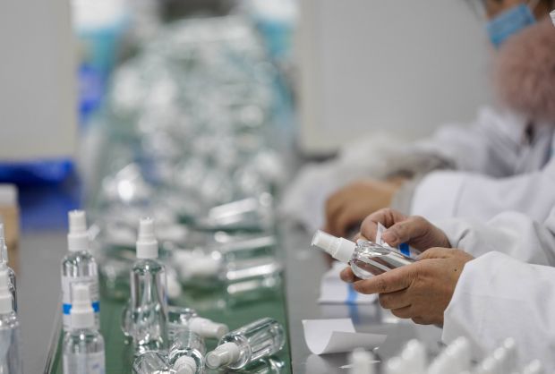 CropEnergies stellt die Produktion auf Alkohol zur Desinfektion um. CropEnergies stellt die Produktion auf Alkohol zur Desinfektion um.