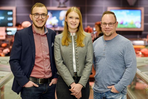 In diesem Jahr geht der „Förderpreis der Fleischwirtschaft“ an (von links): Stefan Wenisch Veronika Weber und Manuel Rittmann. In diesem Jahr geht der „Förderpreis der Fleischwirtschaft“ an (von links): Stefan Wenisch Veronika Weber und Manuel Rittmann.