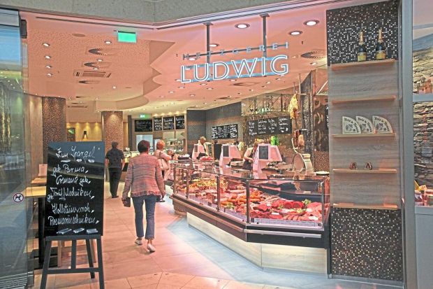 Exklusives Ambiente lockt kaufkräftige Klientel: die neu ausgestattete Filiale der Fleischerei Ludwig in der Düsseldorfer Kö-Galerie. Exklusives Ambiente lockt kaufkräftige Klientel: die neu ausgestattete Filiale der Fleischerei Ludwig in der Düsseldorfer Kö-Galerie.