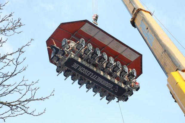 Genuss auf höchster Ebene: Das „Dinner in the Sky“. Genuss auf höchster Ebene: Das „Dinner in the Sky“.