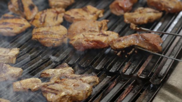 In der Woche vor Pfingsten liegt der Schwerpunkt der Verkaufsaktionen auf verschiedenen Steakartikeln. In der Woche vor Pfingsten liegt der Schwerpunkt der Verkaufsaktionen auf verschiedenen Steakartikeln.